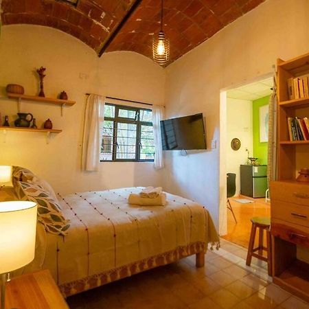 Chill Green Beautiful Downtown Area Tv Good Wifi Oaxaca Exterior foto